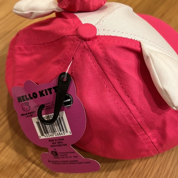 Hello kitty hat - Picture 2 of 7